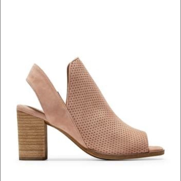 NIB Cole Haan Leather Perforated Tan Bootie